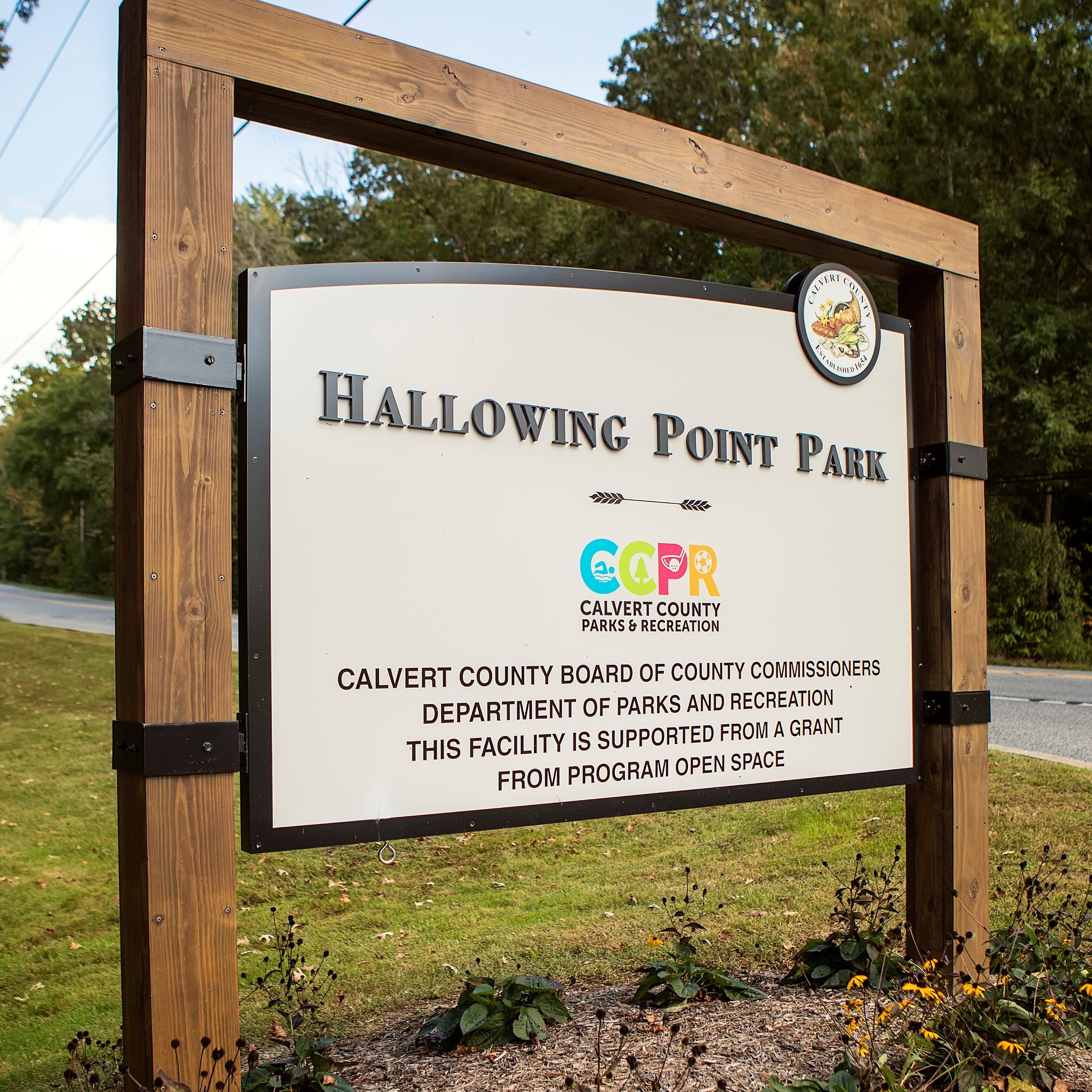 Hallowing Point Park Sign